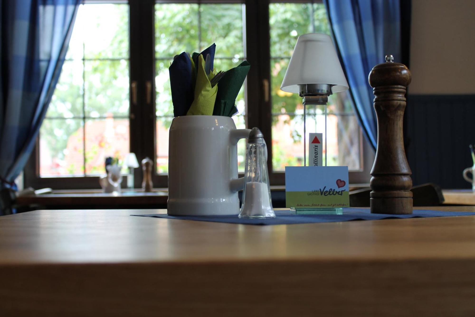 Smart Hostel By Landgasthof Velber 24H7D Seelze Екстериор снимка
