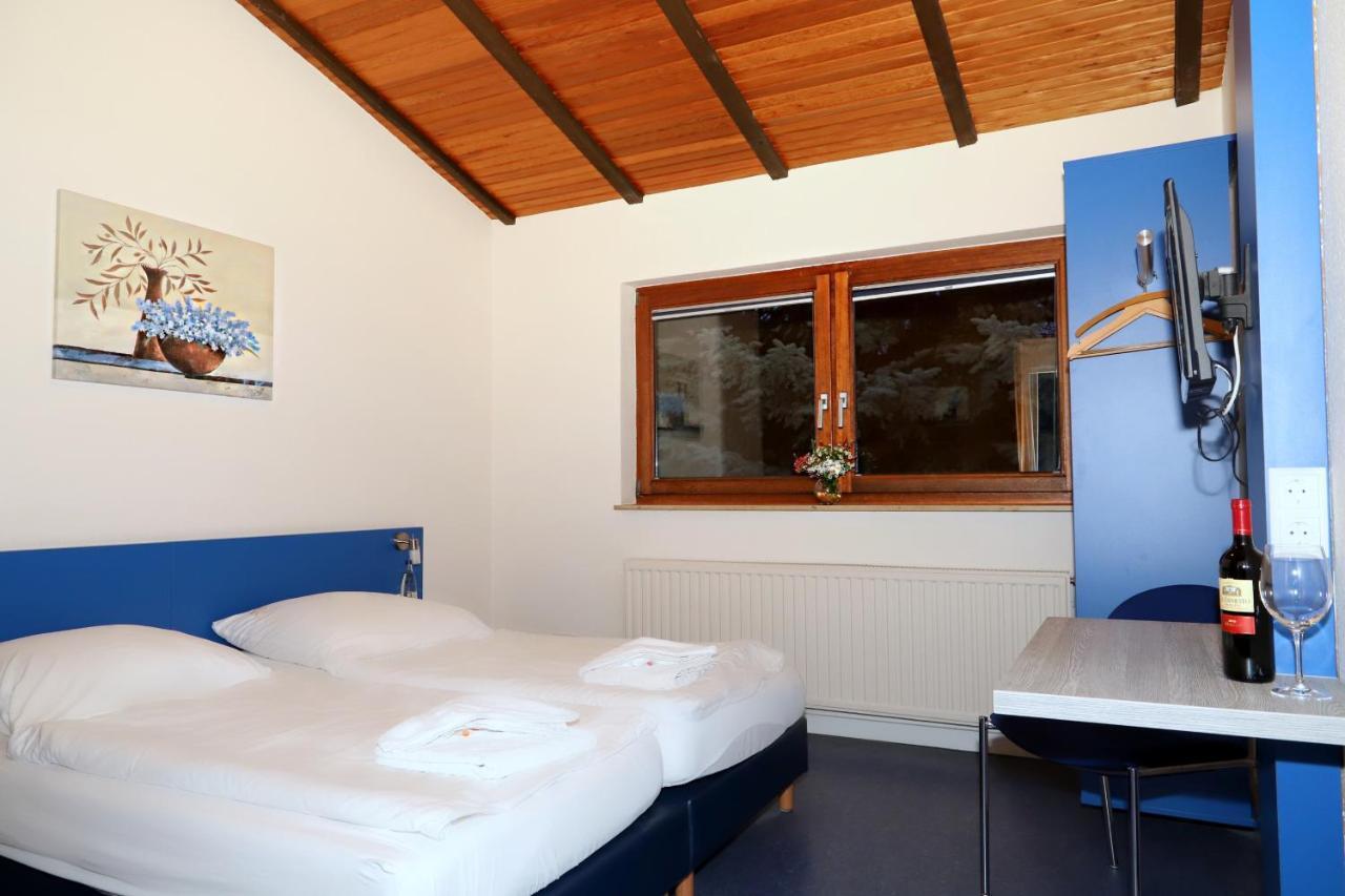 Smart Hostel By Landgasthof Velber 24H7D Seelze Екстериор снимка