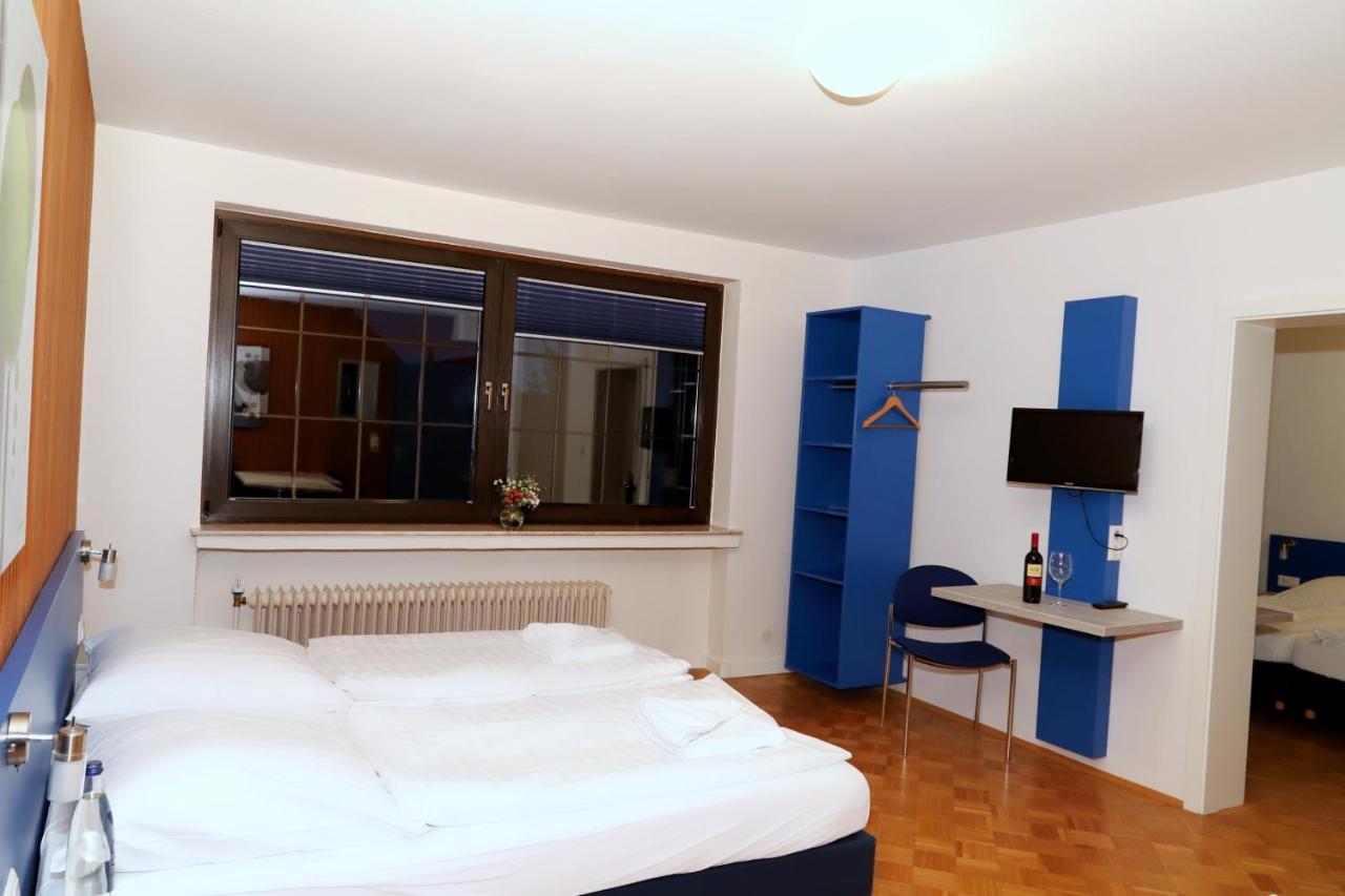 Smart Hostel By Landgasthof Velber 24H7D Seelze Екстериор снимка